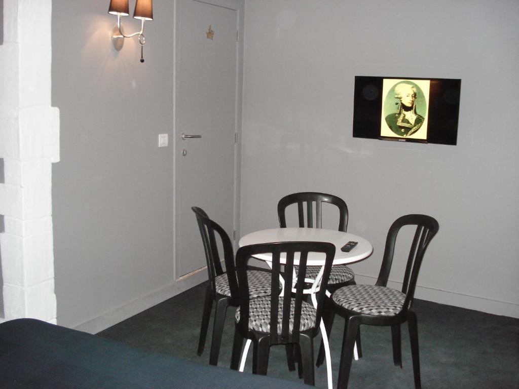 Hotel La Fayette Rochefort Phòng bức ảnh